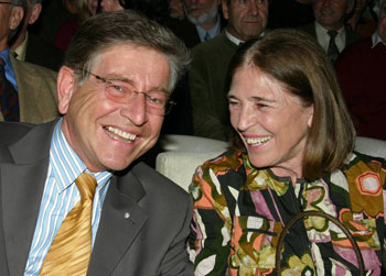 Frau Elisabeth Hintelmann und der Staatsminister Dr. Thomas Goppel